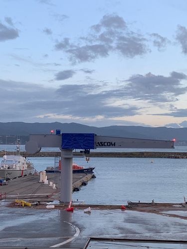 Kran für Yachthäfen - JIB 16 - Ascom S.p.A - mit schwenkbarem Ausleger
