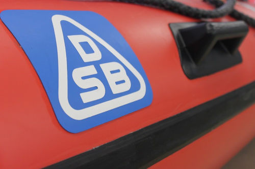 Rettungsboot Berufsschiff - DSB 470 - Deutsche Schlauchboot - Innenborder / Schlauchboot