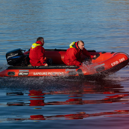 Rettungsboot Berufsschiff - ZMSR 380  - Zodiac Milpro International - Außenborder / Festrumpf-Schlauchboot