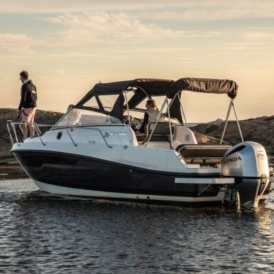 Cabin-Cruiser / Außenborder - 750 - Drago Boats - Open / max. 7 Personen / Sonnendeck