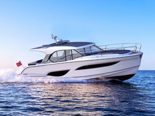 Express-Cruiser / Innenborder - 420  - Marex - zweimotorig / Gleiter / Hardtop