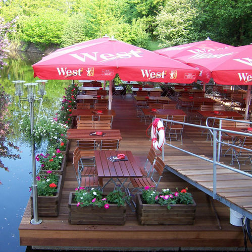 Schwimmende sanitäre Anlage - SF MARINA