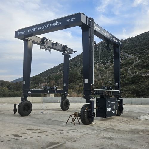 Ferngesteuerter Travellift - MBH 115 - CIMOLAI TECHNOLOGY SPA - U-förmig / für Boot