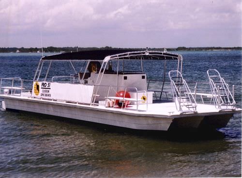 Ausflugsboot Berufsschiff - PRO 51 - Island Hopper International Boat Works, Inc. - Trimaran / Innenborder