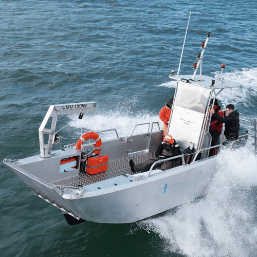 Arbeitsboot Berufsschiff - FOXSEA 660  - BORD A BORD - Studien- und Forschungsschiff / Taucherbasisboot / Ölrückführungsboot