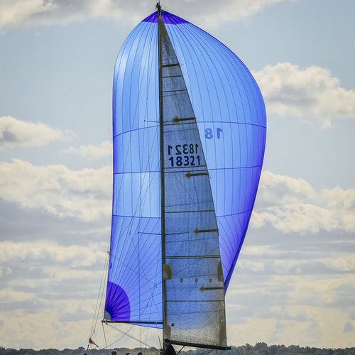 Symmetrischer Spinnaker - S2 - UK-Halsey International - für Rennsegelboote