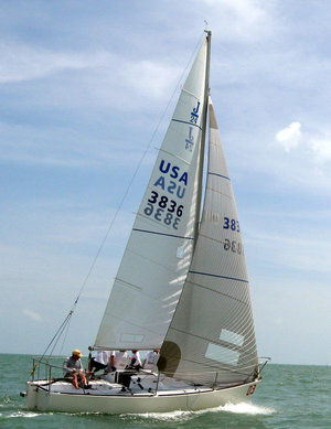 Großsegel - UK-Halsey International - für One-Design Regatta Kielboote / cross-cut / J24