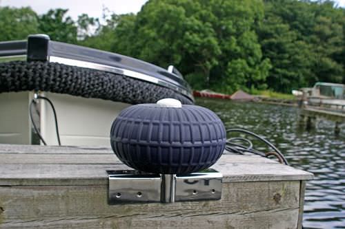 Fender für Yachthafen - Stainless steel - DockAdd Marine Equipment - für Stege / Reifen / Dropstitch