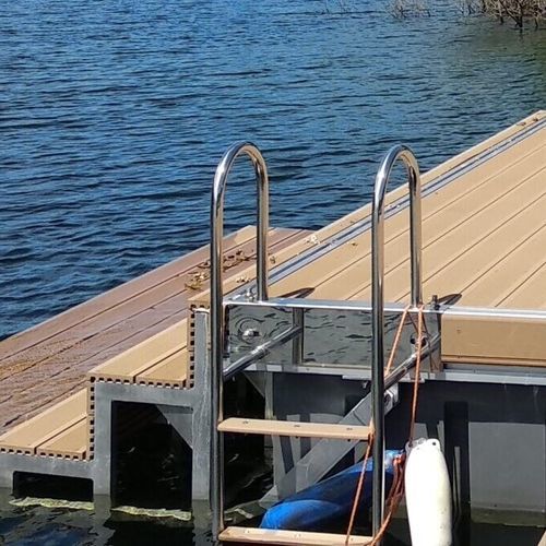 Pontonleiter - Ronáutica Quality Marinas SLU - festinstalliert / Sicherheit