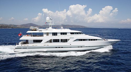 Superyacht für Kreuzfahrten - DEEP BLUE II  - Oceanco - Flybridge / Raised Pilothouse / 5 Kabinen