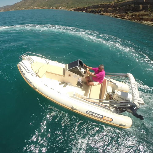 Außenborder-Schlauchboot - 550 CL - ESPADON CONCEPT - halbstarr / mit Seitenkonsole / max. 8 Personen