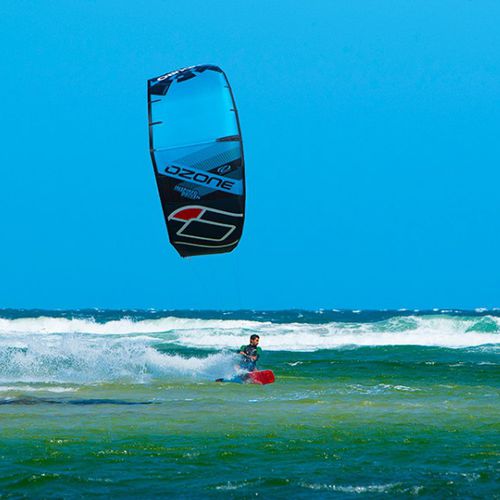 Kitesurf-Kite / C-shape - ENDURO V1 - Ozone - Freeride / Freestyle / Wave