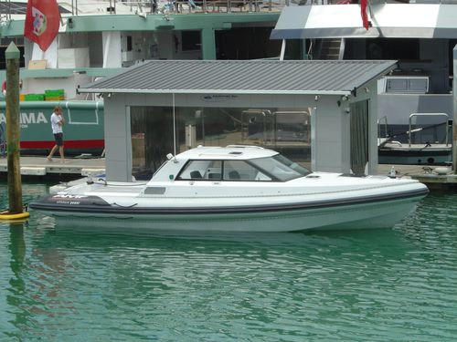 Innenborder-Schlauchboot - AMF Boat Company - Diesel / Hardtop / Jetantrieb