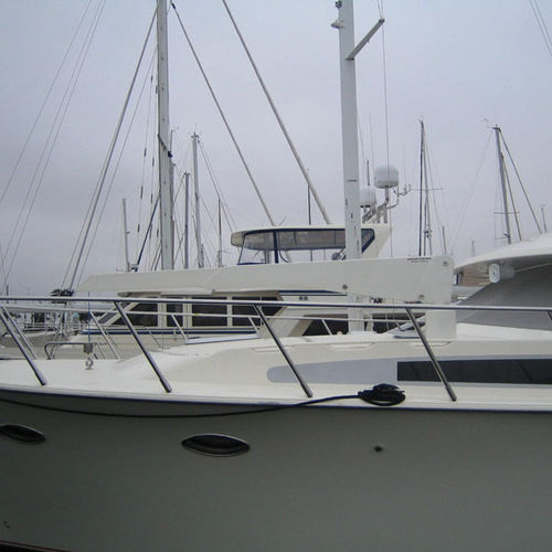 Davit für Yacht - WC Series 800, 1000, 1200 - Brower Systems Inc. - hydraulisch / schwenkbar / Teleskop