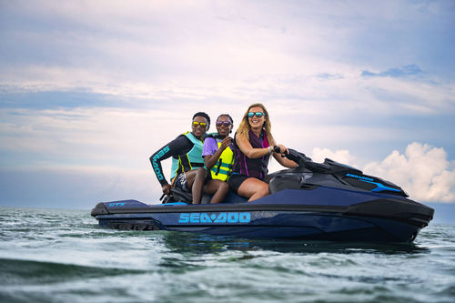 Sitzender Jet-Ski - GTX 170  - Sea-doo - 3 Plätze / 300 PS / 170 PS