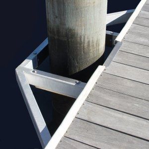 Pfahl-Führung für Steg - Marina Dock Systems