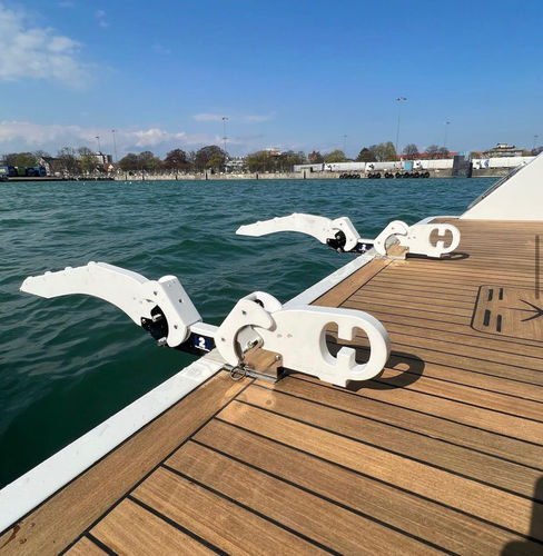 Davit für Yacht - H2O - HURLEY MARINE - für Boot / für Rettungsboote / für Rettungsinseln
