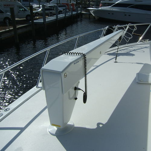 Davit für Boot - Mar Quipt - für Beiboot / hydraulisch / schwenkbar