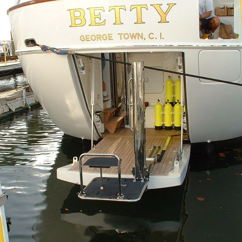 Boot-Aufzug - Mar Quipt - für Yacht / schiffsmontiert / yachtmontiert