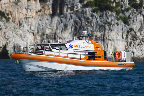 Hospitalschiff - 12 - Stem Marine - Außenborder / GRP / trailerbar