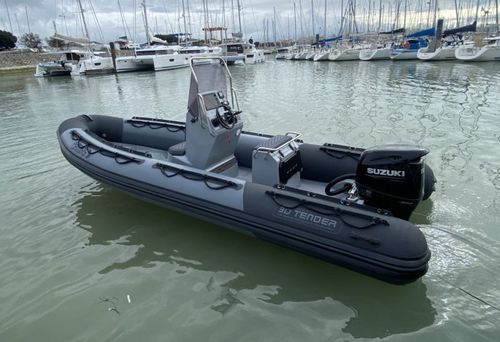 Patrouillenboot Berufsschiff - 560 - 3D MARINE - Außenborder / PVC / Hypalon®