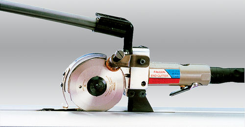 Kreisschneidemaschine - Falcon® Air - Eastman Machine Company - pneumatisch / Kunststoff / Gummi