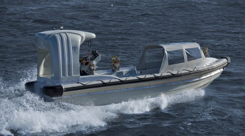 Rettungsboot Berufsschiff - FRR 7.0 ID-SF - Fassmer - Innenborder / Festrumpf
