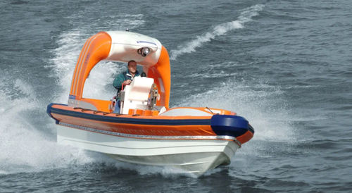Rettungsboot Berufsschiff - FRR 6.5 ID-SF - Fassmer - Außenborder / Festrumpf