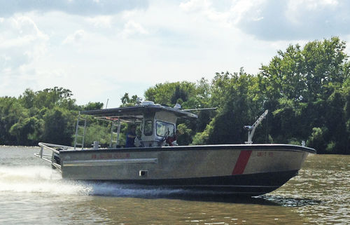 Rettungsboot Berufsschiff - 28 COURAGEOUS - Metal Shark Aluminum Boats - Feuerlöschboot / Außenborder / Aluminium