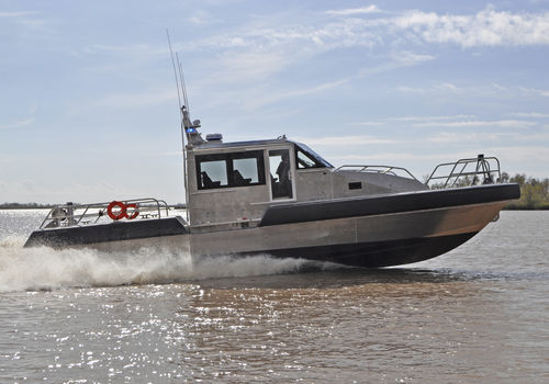 Patrouillenboot Berufsschiff - 45 DEFIANT - Metal Shark Aluminum Boats - Inboard-Hydrojet / Aluminium