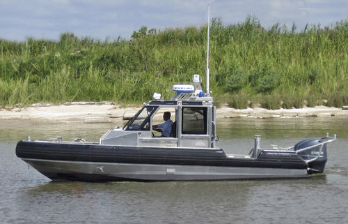 Patrouillenboot Berufsschiff - 27 DEFIANT  - Metal Shark Aluminum Boats - Außenborder / Aluminium