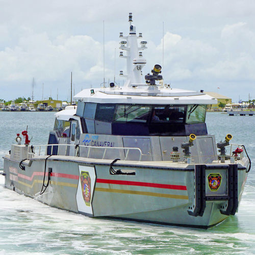 Feuerlöschboot-Berufsschiff - 70 DEFIANT - Metal Shark Aluminum Boats - Innenborder / Aluminium