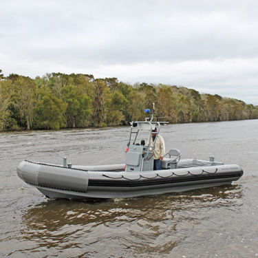 Patrouillenboot Berufsschiff - 7M  - Metal Shark Aluminum Boats - Innenborder / Diesel / Aluminium