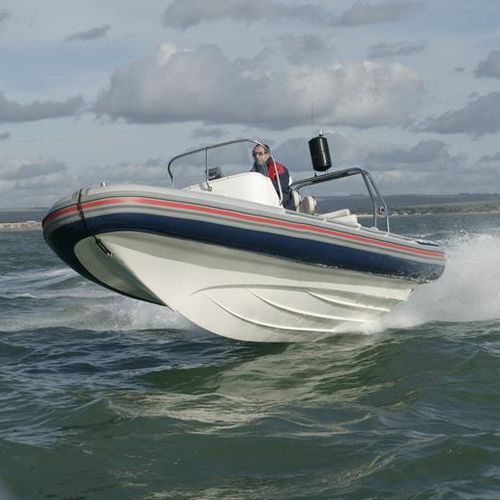 Außenborder-Schlauchboot - 750 RS - Parker RIBS - Diesel / zweimotorig / halbstarr