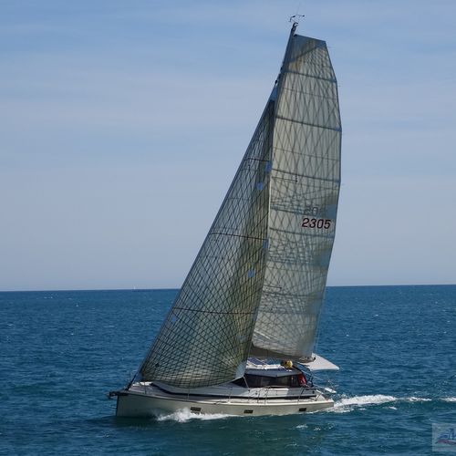 Segelboot für sportliches Fahrtensegeln - Soler-35  - Morozov Yachts - 4 Kojen / mit geschlossenem Cockpit / mit einziehbarem Kiel