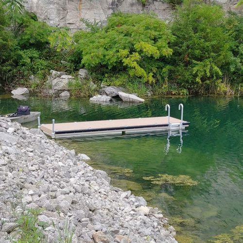 Plattform zum Baden - AccuDock - schwimmend / für Marineanwendungen / Teakholz