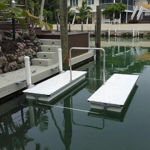 Rampe für das Zuwasserlassen / Kayaks - AccuDock - schwimmend / für Kanus