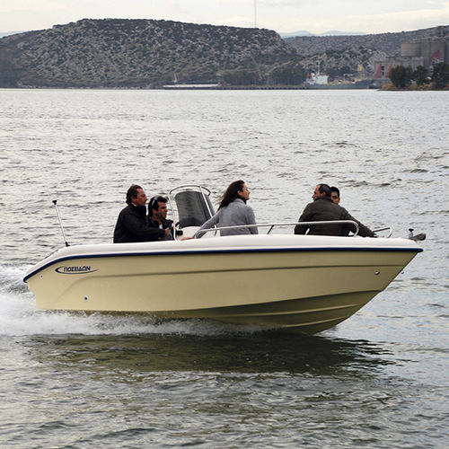 Außenborder-Konsolenboot - BLU WATER 480 CC - Biskinis Bros S.A. - mit Mittelkonsole / Sport / max. 8 Personen