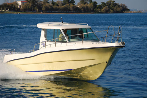 Angelboot für Tagesfahrten / Innenborder - KING FISHER 7.20 I - Biskinis Bros S.A. - mit Steuerhaus / max. 8 Personen / 1 Kabine