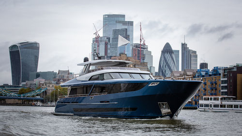Superyacht für Kreuzfahrten - BLUE JEANS - Van der Valk Shipyard - Raised Pilothouse / 4 Kabinen / Aluminium