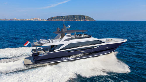 Motoryacht für Kreuzfahrten - DUTCH FALCON - Van der Valk Shipyard - mit Steuerhaus / IPS / 4 Kabinen