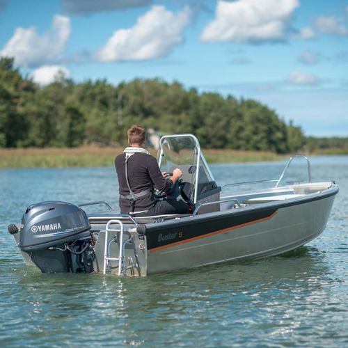 Außenborder-Konsolenboot - S / S1 / SCC - FISKARS Inha Works., Buster Boats - mit Mittelkonsole / mit Seitenkonsole / Sportfischer