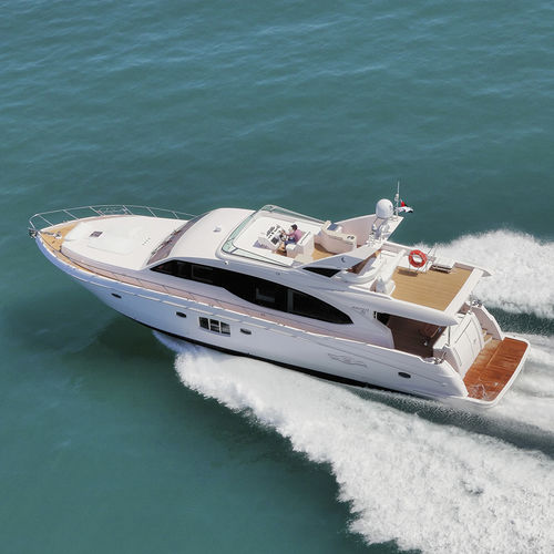 Motoryacht für Kreuzfahrten - 70 - Majesty Yachts - Flybridge / 4 Kabinen / Verdränger
