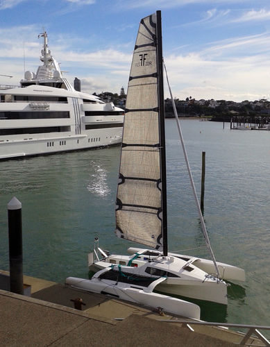 Trimaran - F-22R - Farrier Marine (NZ) - Regatta / klappbar