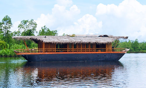 Katamaran-Hausboot - 76FT - Neil Marine (Pvt) Ltd - Innenborder / zweimotorig / Glasfaser