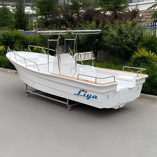 Außenborder-Konsolenboot - SW660-N - Qingdao Lian Ya Boat Co.,Ltd. - zweimotorig / mit Mittelkonsole / max. 7 Personen
