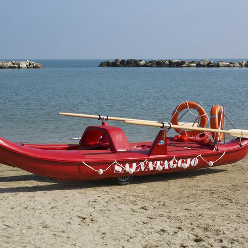 Ruderkatamaran für Rettungsmanöver - Nettuno  - CNA Centro Nautico Adriatico