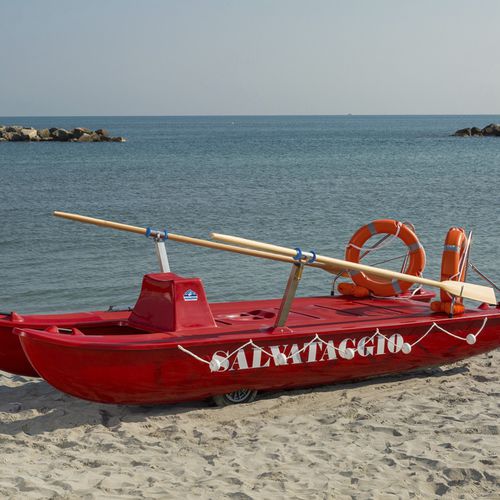 Ruderkatamaran für Rettungsmanöver - Extra life - CNA Centro Nautico Adriatico