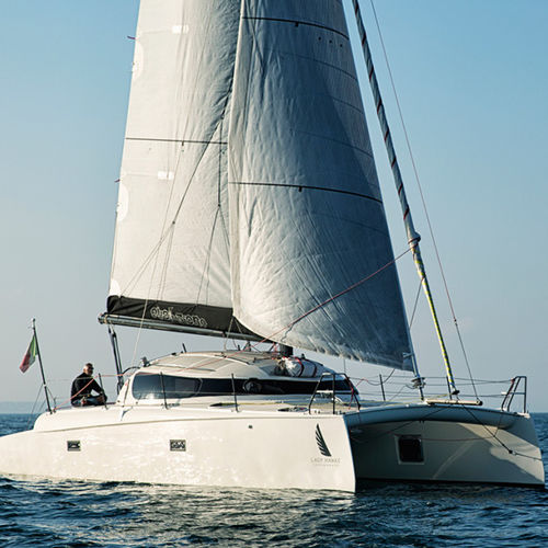 Katamaran - LH 37 Sport - Lady Hawke Catamarans - für Fahrten- und Regattasegeln / 3 Kabinen / Carbon