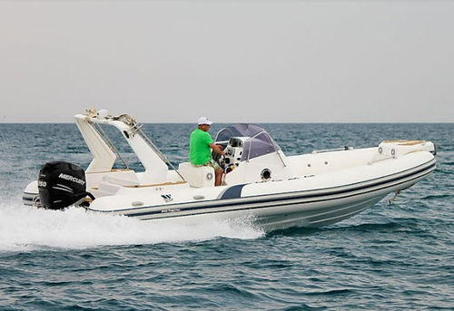 Außenborder-Schlauchboot - TL850 - Tiger Marine - zweimotorig / halbstarr / mit Mittelkonsole